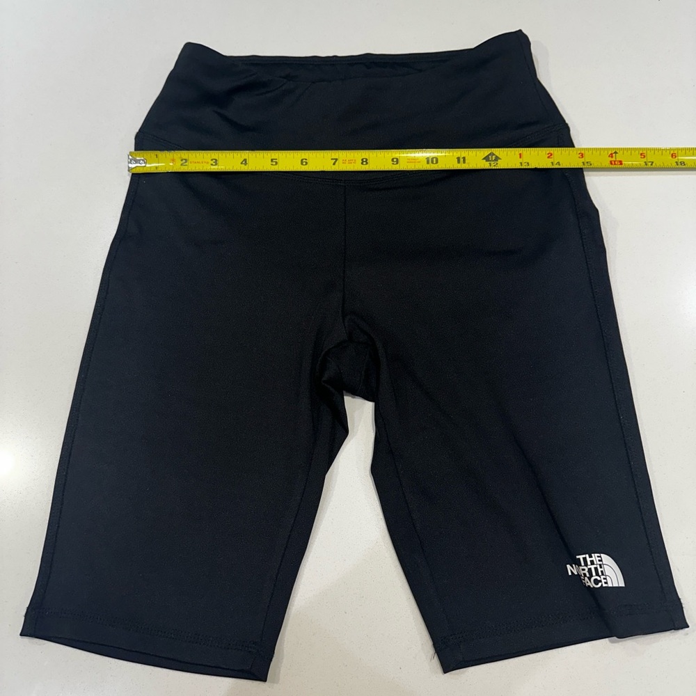 The North Face Women’s Black Active Shorts Biking Running Rowing Walking Lifting